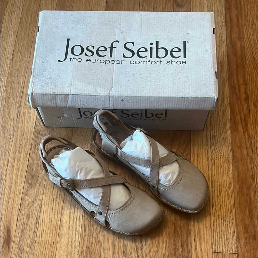 Josef Seibel Tan Rosalie Flats Comfortable Loafers